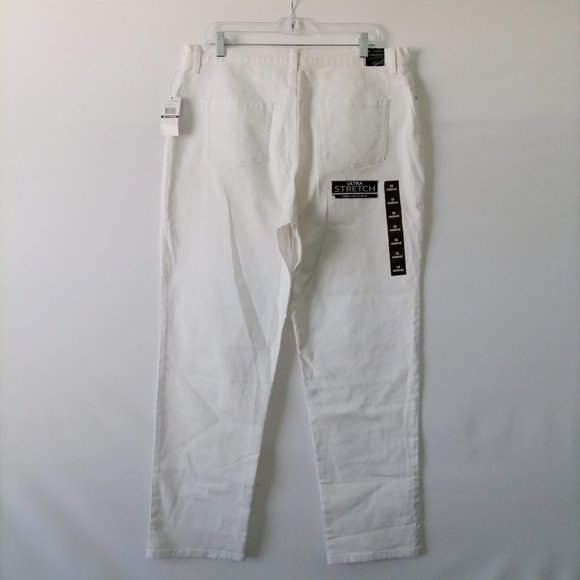 NWT Gloria Vanderbilt Womens White Ultra Stretch Slimmimg Amanda Jeans Size 18 - Picture 4 of 7